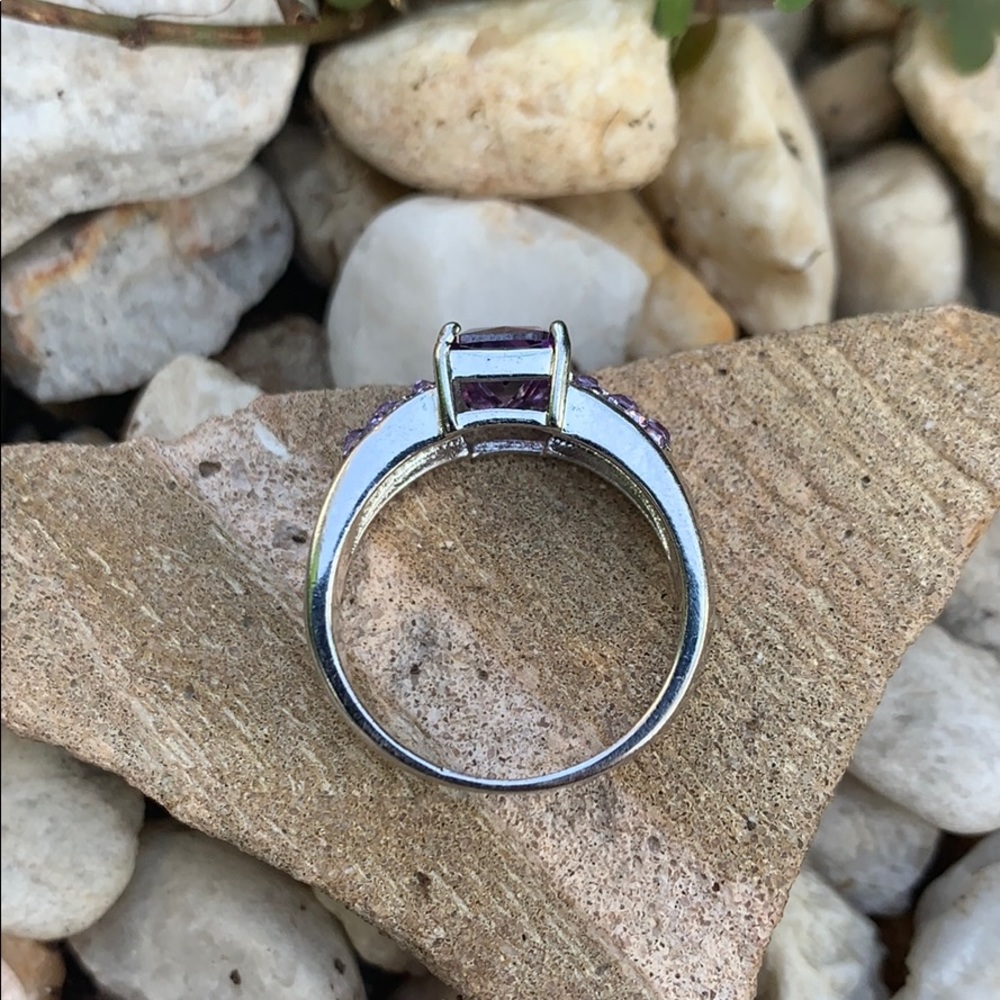 Silver-tone Purple Costume Ring - Picture 8 of 11